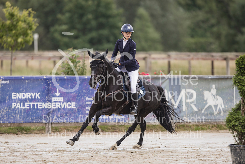 250627_PfSpTa_Stil-A1-111 | Deine schönsten Turniermomente als professionelle Fotos! Entdecke hochwertige Pferdesport-Fotografie im Online-Shop. Jetzt Fotos finden & bestellen!