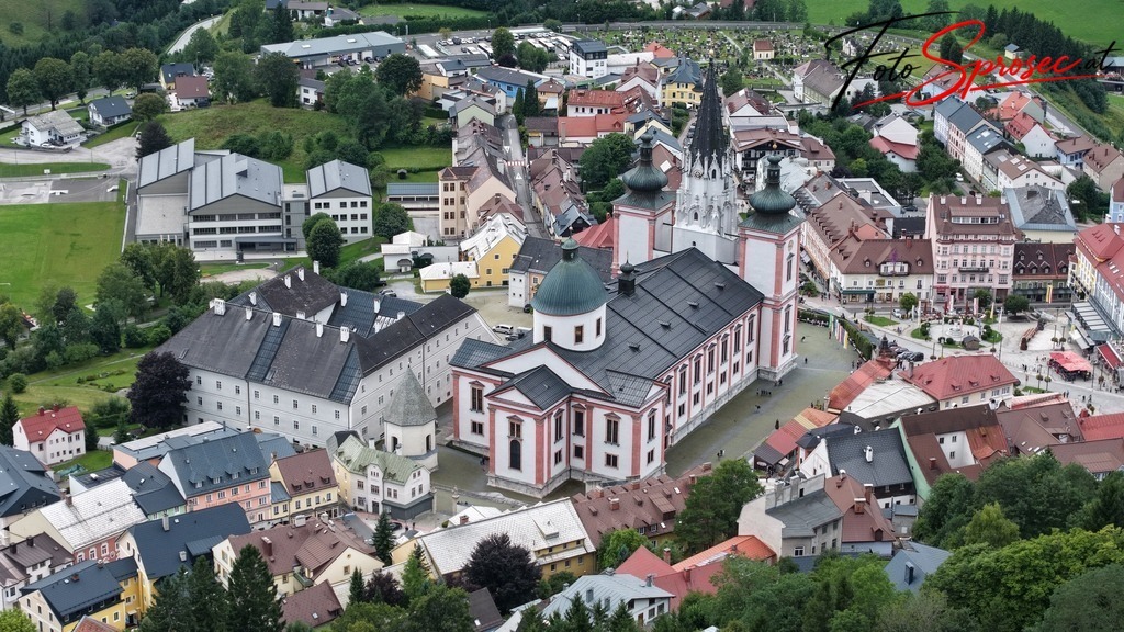 dji_fly_20250824_144806_0035_1756041922682_photo | Mit meiner Kamera halte ich besondere Augenblicke, faszinierende Landschaften und interessante Details fest. Dabei entstehen ganz unterschiedliche Aufnahmen – von stimmungsvollen Landschaftsfotografien und beeindruckenden Drohnenaufnahmen über Pressefotos - Realisiert mit Pictrs.com