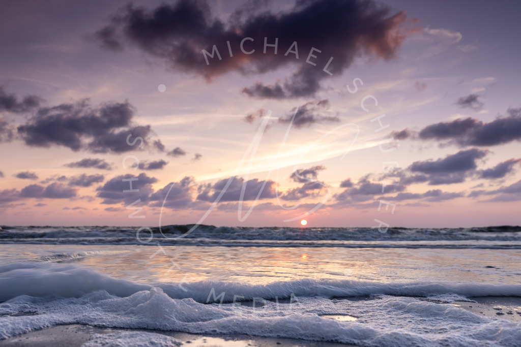 2024-08-30 SPO Strandbar 54 Sonnenuntergang 014 | Schwotte Media - Realisiert mit Pictrs.com