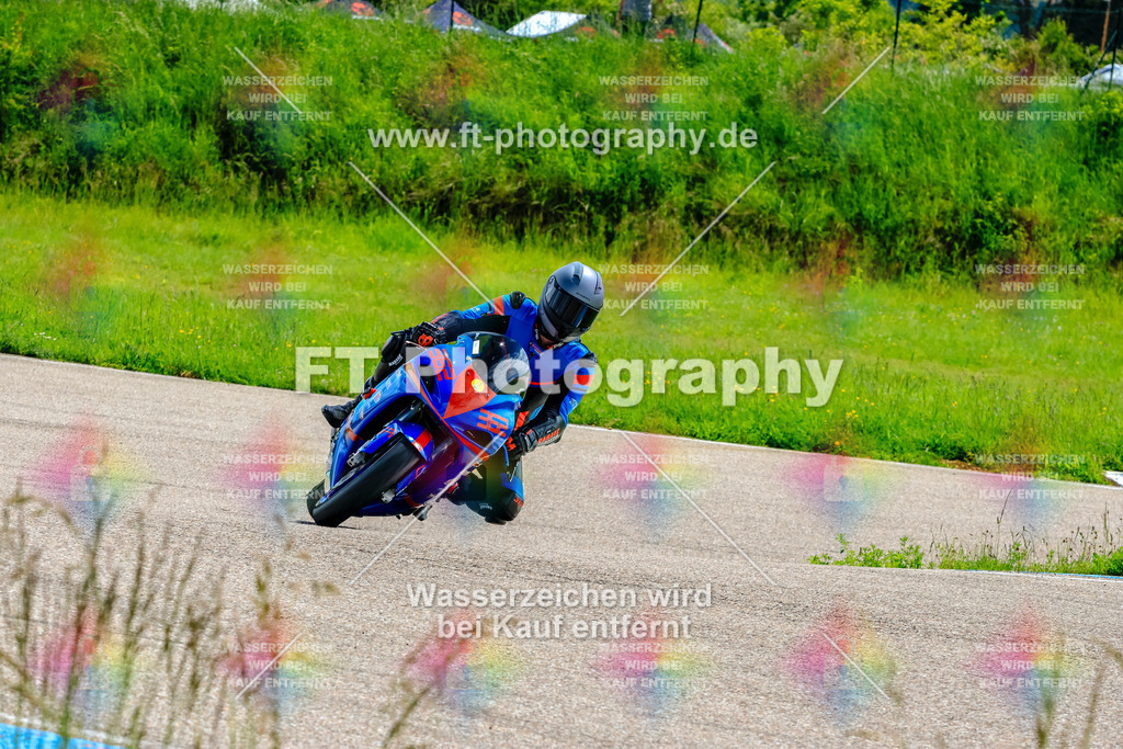 MotoTeam-0297 | Hier findet Ihr Bilder von Touristenfahrten auf der Nürburgring Nordschleife oder von anderen Veranstaltungen die ich besucht habe. Viel Spass beim Durch Schauen 