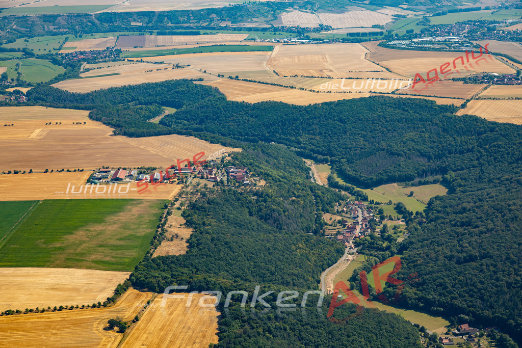 thalwinkel-bad-bibra-luftbild-22-60 | Aktuelles Luftbild von Thalwinkel Bad Bibra - Die Luftaufnahme wurde 2022 mittels UL-Flugzeug erstellt ( keine Drohne ) - hochauflösende Kamera-Systeme von  Canon -
Beste Qualität - Für grossformatige Ausdrucke geeignet. Die Geschenkidee !