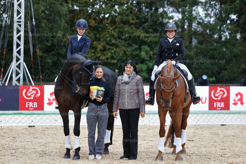 07-Siegerehrung-DRESSUR  S___  -StoibPH-5101 | working equitationturnier fotograf videograf stoibphotography marixx film working equitation deutschland reitsport turnierfotografie eventfotografie equestrian events