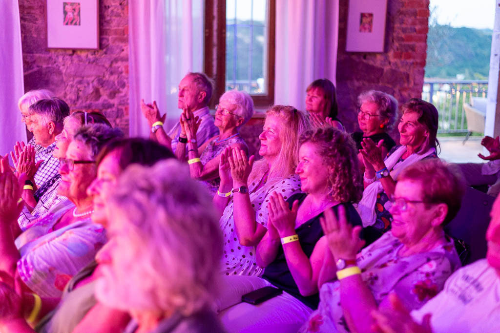 Konzert Dorit Gäbler | Dorit Gäbler im Forte Belvedere Leisnig zum Festival Hallo Leisnig 2022. - Realisiert mit Pictrs.com
