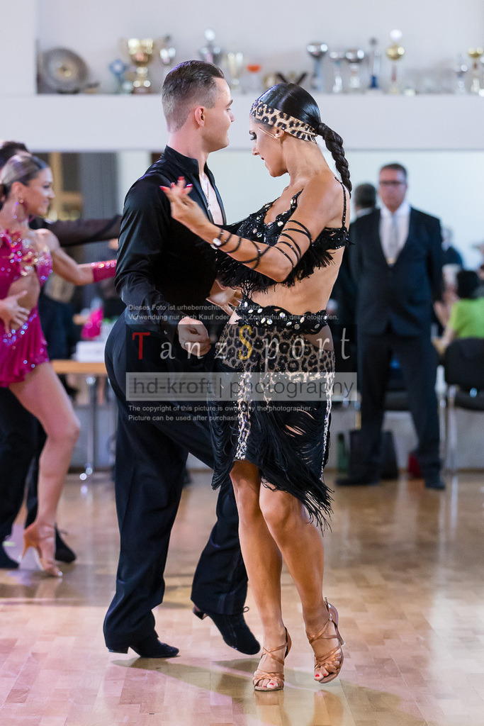 20240616_D-Cup-HGR-Latein_4650 | Tanzsportbilder, Standardtanz, Lateintanz, WDSF, DTV, LTVB, dancecomp, goc, hessen tanzt, blaues band der spree, walzer, tango, wiener walzer, slowfox, quickstepp, samba, rumba, cha-cha-cha, paso doble. jive, hd-kroft photography, turniertanzsport