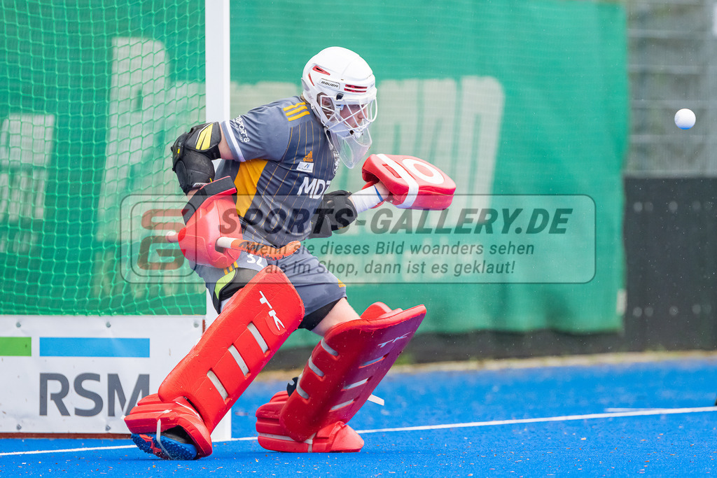 HK_20230422_107097 | 1. Bundesliga Herren Crefelder HTC - Düsseldorfer HC am 22.4.2023 Krefelder HTC ( CHTC ), Krefeld , Zickler Anton Torwart ( Düsseldorfer HC #32 )