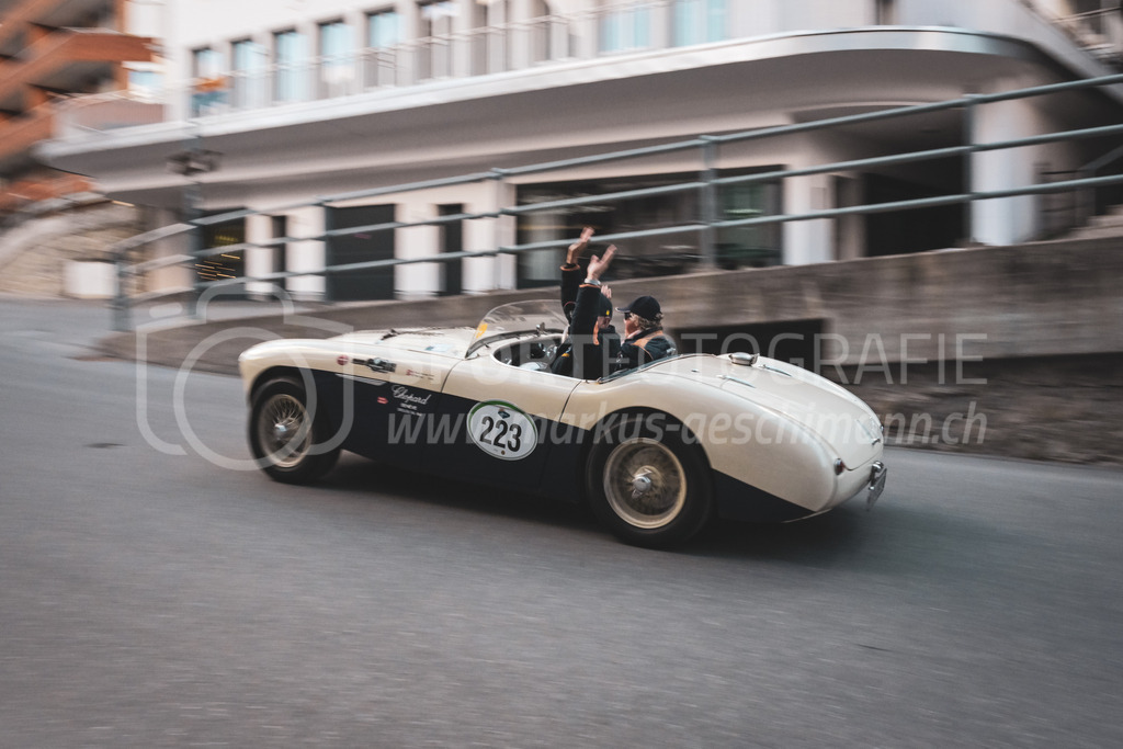 21. Arosa ClassicCar 2025 - 4. September 2025 | Marco Trevisan aus Unterengstringen (SUI) in einem Austin Healey 100S aus dem Jahre 1955 mit Startnummer 223 am Arosa ClassicCar 2025 in der Kategorie Classic Trophy..@arosaclassiccar, @arosa.official, #arosaclassiccar, #arosa, #76curves, #classiccar, Bild: Sportfotografie Markus Aeschimann | www.markus-aeschimann.ch - Realisiert mit Pictrs.com