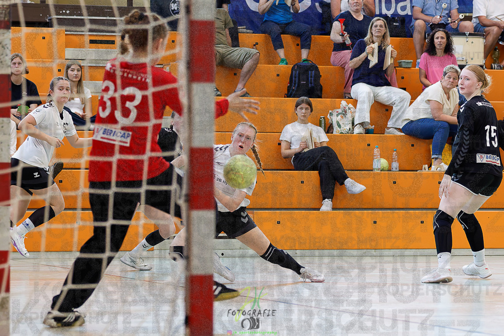 Quali-Turnier JBL wJA; SG Kappelwindeck/Steinbach - DJK SF Budenheim | Quali-Turnier JBL wJA; SG Kappelwindeck/Steinbach - DJK SF Budenheim am 31.05.2025 in Oberkleen (Weidig-Halle)Photo © 2025 - Jörg Heinrich - Realisiert mit Pictrs.com