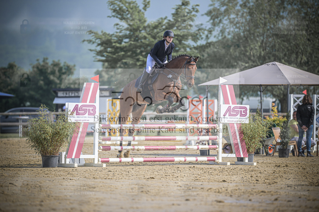 20240511-DOS_2817 | Entdecke hochwertige Reitturnierfotos von Foto Oger. Professionell, emotional und authentisch – jetzt Lieblingsmomente im Shop bestellen. - Realisiert mit Pictrs.com
