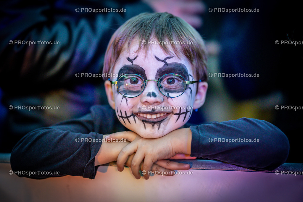 Halloween Run 2022 in Koeln, 31.10.2022 | Impressionen vom Halloween Run 2022 am 31.10.2022 in Koeln (Forstbotanischer Garten Rodenkirchen). Foto: BEAUTIFUL SPORTS/Axel Kohring