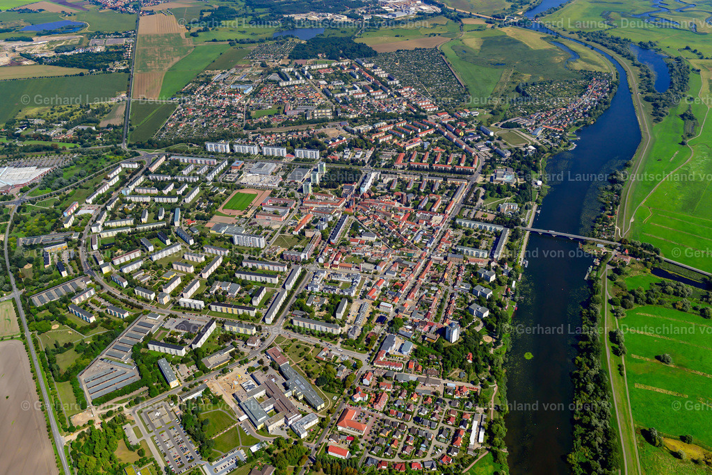 3637493 | SCHWEDT/ODER 25.08.2016 Altstadtbereich und Innenstadtzentrum  in Schwedt/Oder in der Uckermark im Bundesland Brandenburg, Deutschland // Old Town area and city center  in Schwedt/Oder in the Uckermark in the state Brandenburg, Germany Foto: Gerhard Launer