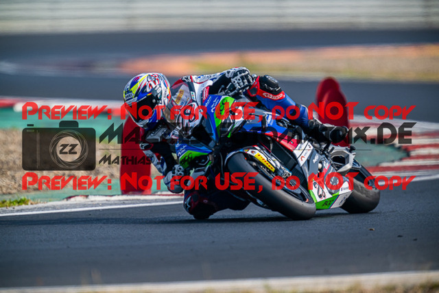 MaZZes_FotoMatrix_220626_4369 | IDM1000