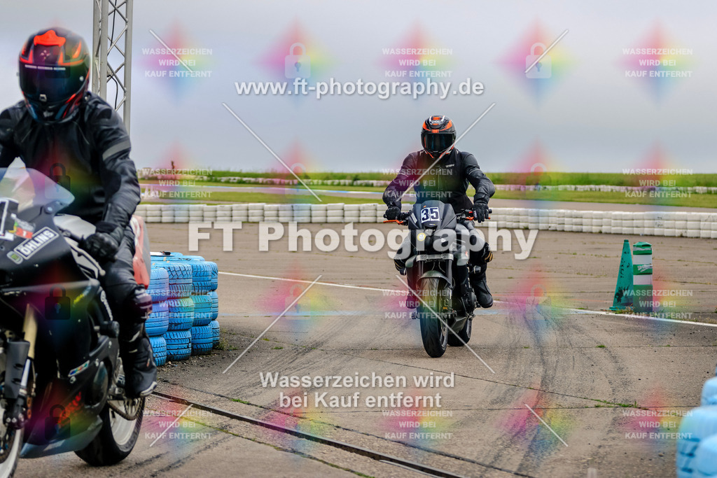 MotoTeam-7964 | Hier findet Ihr Bilder von Touristenfahrten auf der Nürburgring Nordschleife oder von anderen Veranstaltungen die ich besucht habe. Viel Spass beim Durch Schauen 