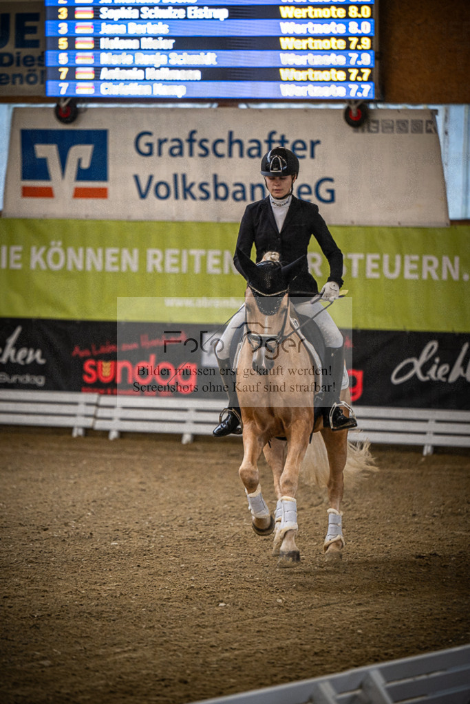 DOS_0083 | Entdecke hochwertige Reitturnierfotos von Foto Oger. Professionell, emotional und authentisch – jetzt Lieblingsmomente im Shop bestellen.Deutschlandweite Turnierfotografie. - Realisiert mit Pictrs.com