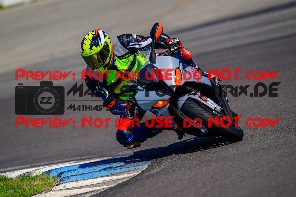 MaZZes_FotoMatrix_240520_6021986_9136 | INST