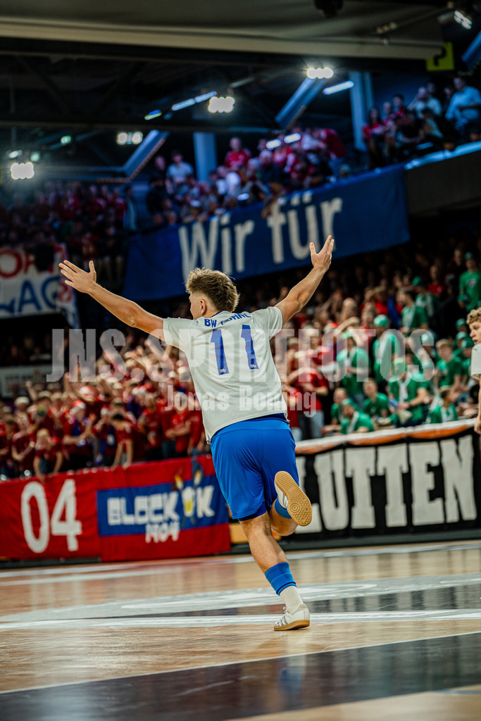39. OM-Supercup-099 | jns.sportfotos - Realisiert mit Pictrs.com