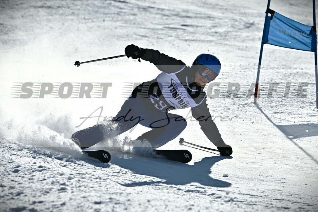 DSC_8576a | Kaufen Sie Sportbilder im Onlineshop von Andy Scherrer Sportfotografie. Faszinierende Bilder von Sportevents aus der ganzen Schweiz. Fussball, Frauenfussball, Unihockey, Handball, Schwingen und weiteren Sportarten. - Realisiert mit Pictrs.com