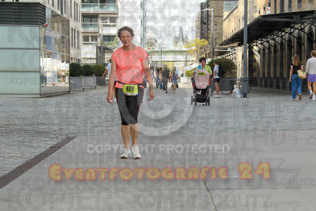 250920_1342_EV4_6522 | Sportfotografie im Rhein-Sieg Kreis, Köln, Bonn, NRW, Rheinland Pfalz, Hessen, etc. Unser Tätigkeitsfeld umfasst den Laufsport vom Volkslauf über den Marathon, Duathlon, Triathon bis zum Ultralauf wie Kölnpfad Ultra oder Schindertrail.