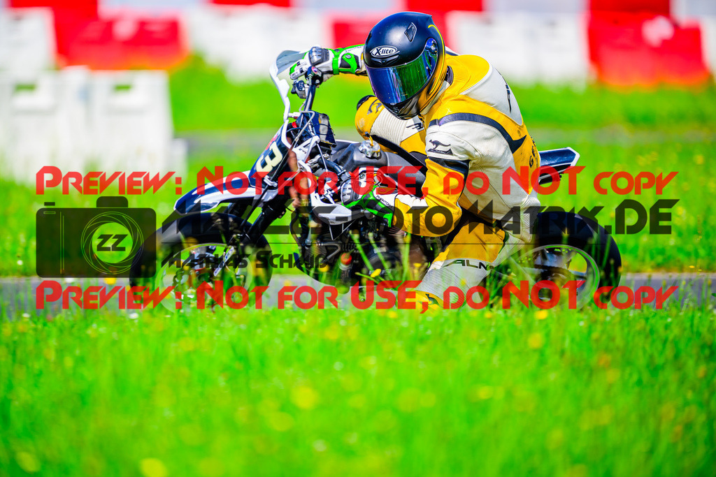 MaZZes_FotoMatrix_240604_6007705_3736 | Fotograf Mathias Schmid
Sportfotograf,
Eventfotograf,
Hochzeitsfotograf,
Portraitfotograf