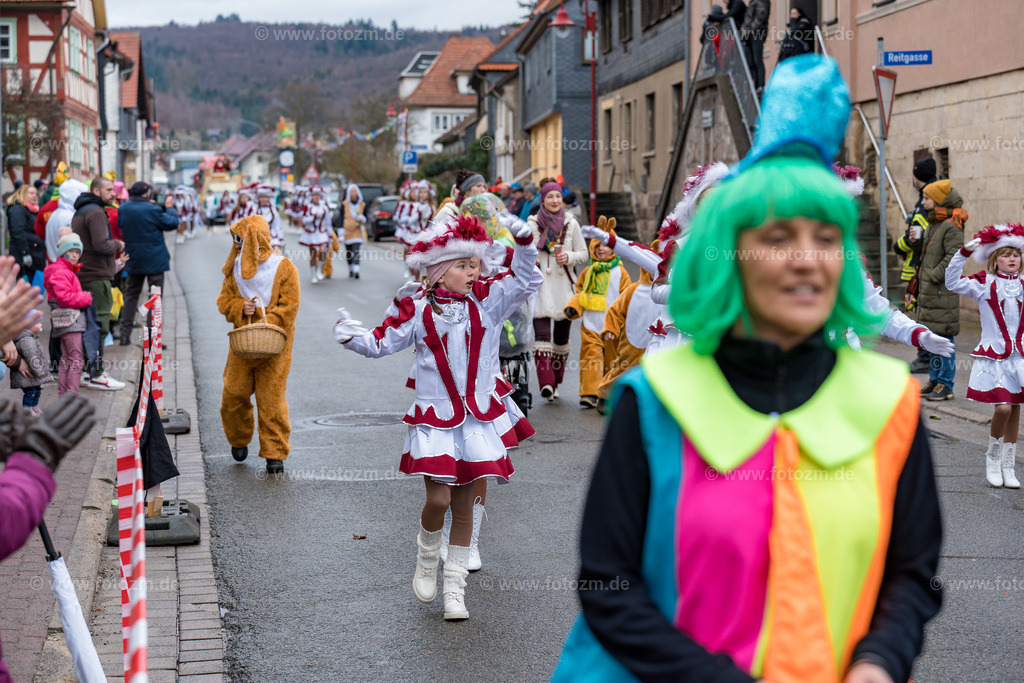 Festumzug_Benshausen_2023-0010 | Entdecken Sie die Schönheit von Veranstaltungen mit unserem Bildershop für professionelle Veranstaltungsfotos. Tauchen Sie ein in eine Welt voller lebendiger Bilder, die die Atmosphäre und die Emotionen von unvergesslichen Momenten einfangen. - Realisiert mit Pictrs.com