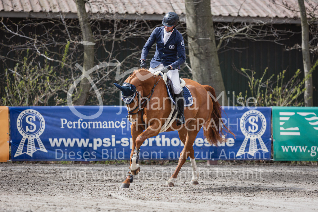 230411_Mühlen_03SprPf-L-366 | Deine schönsten Turniermomente als professionelle Fotos! Entdecke hochwertige Pferdesport-Fotografie im Online-Shop. Jetzt Fotos finden & bestellen!