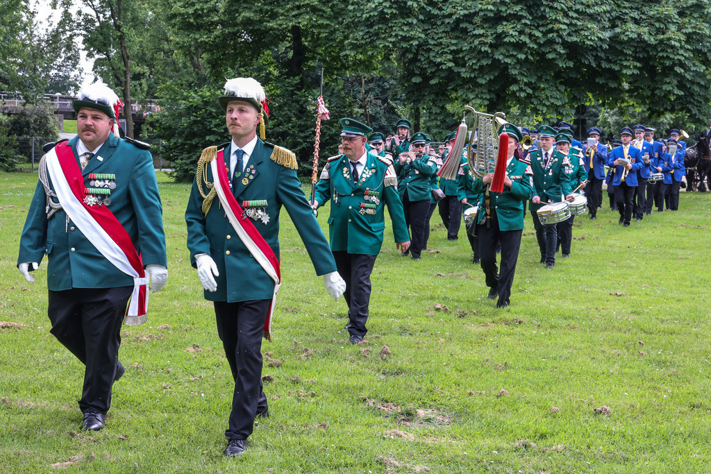 top-top.de 240602-082 | Foto, Video, Fotografie, Videografie, Fotobox, DJ, Discjockey, Musik, Musikbox, Veranstaltung, Photobooth, Amazon, Ebay, Buchtipp, Bestseller, Autor, Verlag, Buch, Wesel, Hamminkeln, NRW, Dinslaken, Rees, Drohne, Hochzeit, Party, Fotobox, Wesel, Fotograf