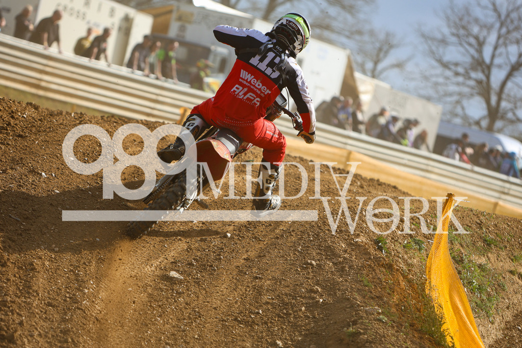 5E6A1661 | 989 MEDIAWORK