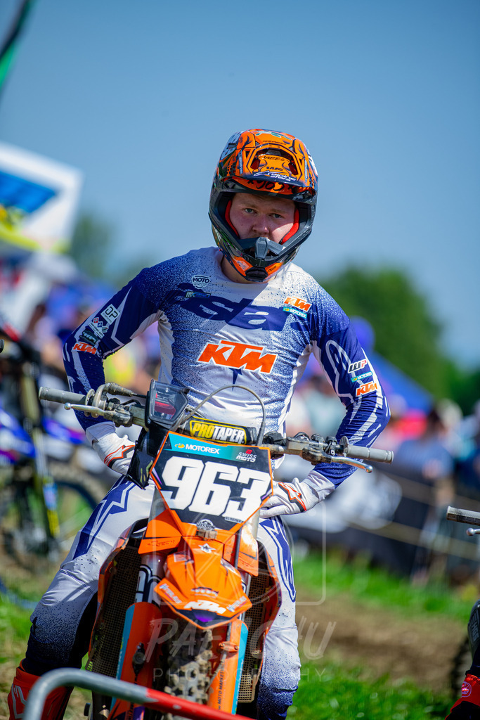 MX 2 (247) | Paeschuphoto Shop - Wer nicht sucht der auch nicht findet.Ob Motocrossbilder oder von einem besuchtem Spiel, Hauptsache Action. - Realisiert mit Pictrs.com
