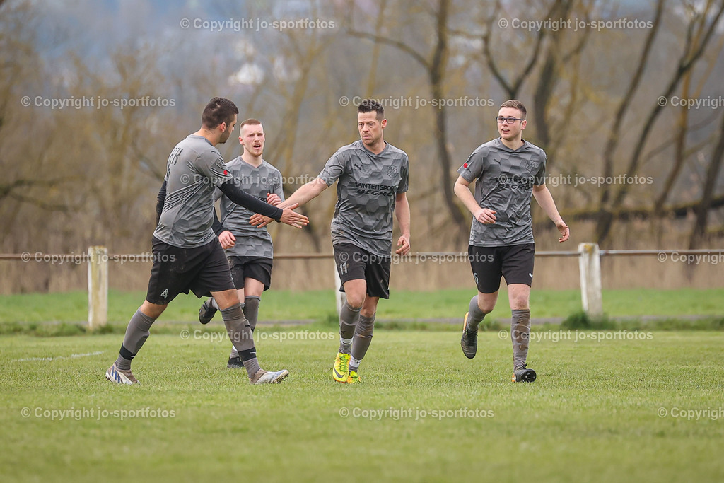 Kombach_Wiesenbach (131) | 08.04.2023; Kreisliga B Biedenkopf; Rasenplatz Kombach; FC Kombach - FV Wiesenbach; Ergebnis 4:4 (2:1)