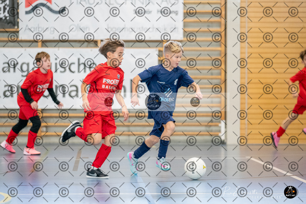 20251122_FCR-Hallenturnier-E_1_006-38 | Sport und Naturfotografie von Roberto Esposito zeigt echte Momente Bewegung und die Schönheit der Natur. Ausdrucksstarke Bilder schaffen Emotionen.