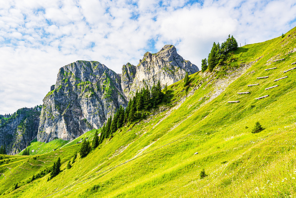 Blick vom Breitenberg auf den Aggenstein bei Pfronten | Blick vom Breitenberg auf den Aggenstein bei Pfronten.