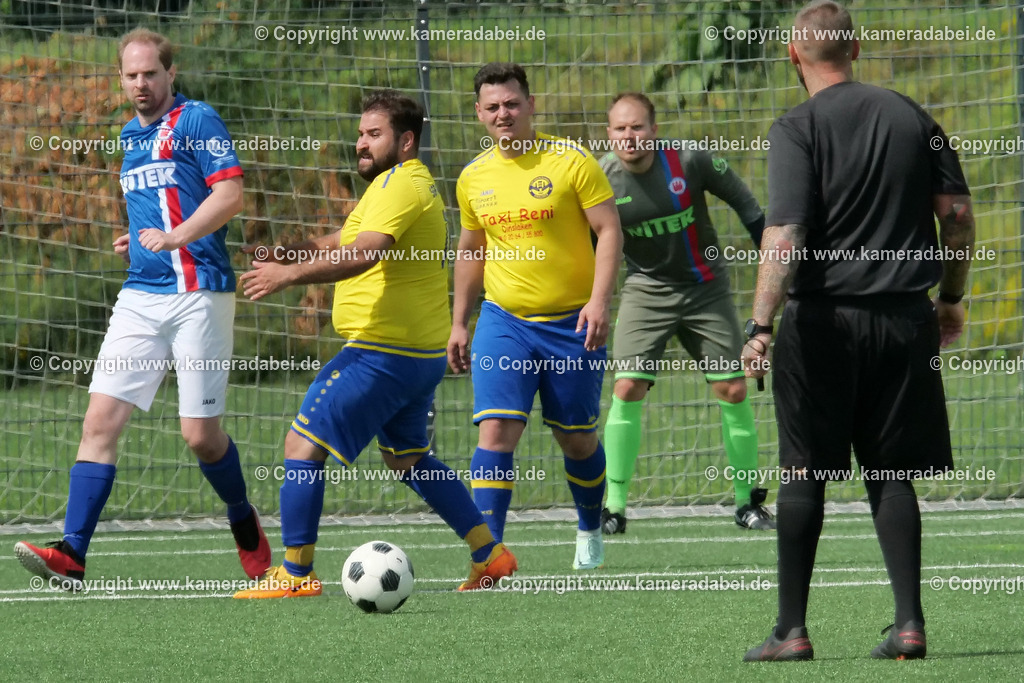 Fußball : SuS 09 Dinslaken 3 - SGP Oberlohberg 2 am 14.07.2024 | Testspiel Fußball : SuS 09 Dinslaken 3 - SGP Oberlohberg 2 am 14.07.2024 - Realisiert mit Pictrs.com
