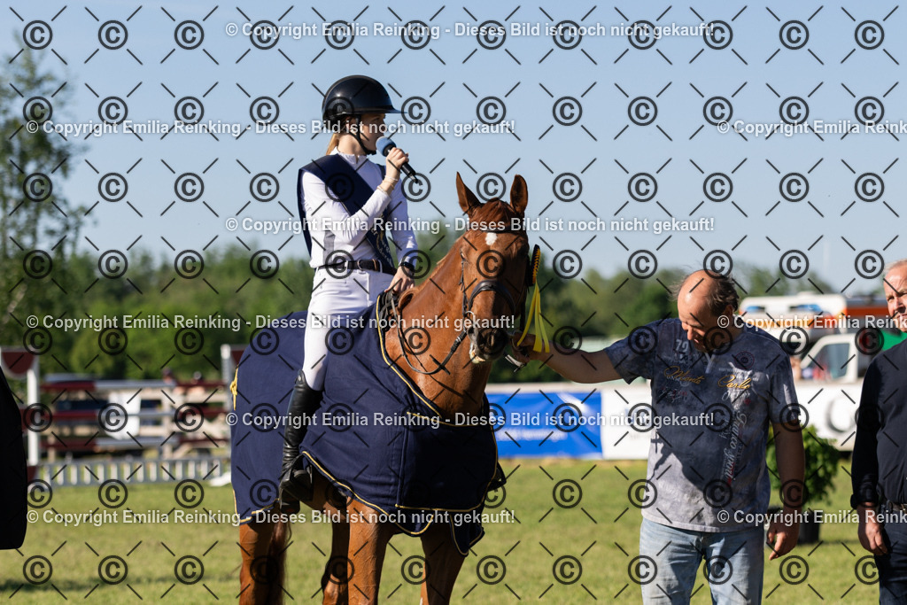 CL5A1549 | Emilia Reinking Fotografie - Realisiert mit Pictrs.com