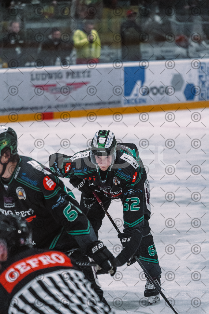 Alligators_vs_Hannover_PO_10_03_2026-29 | Höchstadt Alligators Fotogalerie: Eishockey-Action aus Franken. Professionelle Spielfotos, Portraits & Stadionbilder zum Download. Jetzt entdecken! - Realisiert mit Pictrs.com