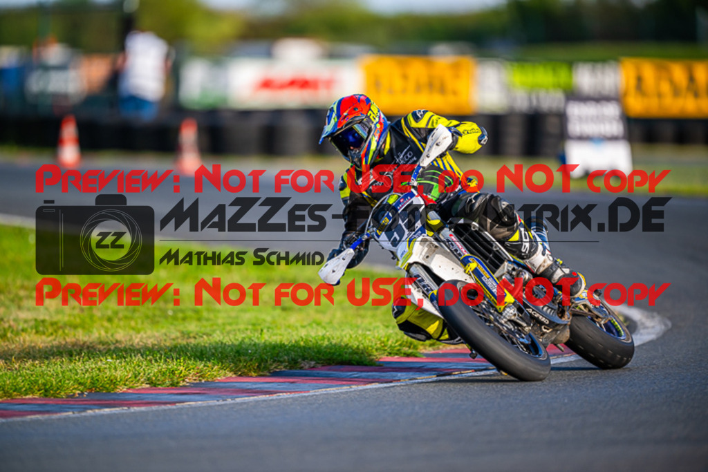 MaZZes_FotoMatrix_230930_9445 | S4