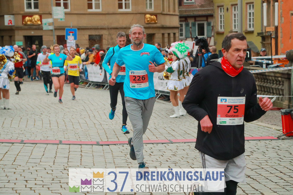 VR Bank Hauptlauf 10000m | 3 Koenigslauf 2023 - Realisiert mit Pictrs.com