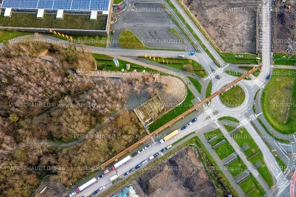 Bochum230102027 | Luftbild, Baustelle Büroquartier Campus Trium an der Wattenscheider Straße Ecke Gahlensche Straße am Westpark, Kreisverkehr Platz der Dichter und Denker, Kruppwerke, Bochum, Ruhrgebiet, Nordrhein-Westfalen, Deutschland