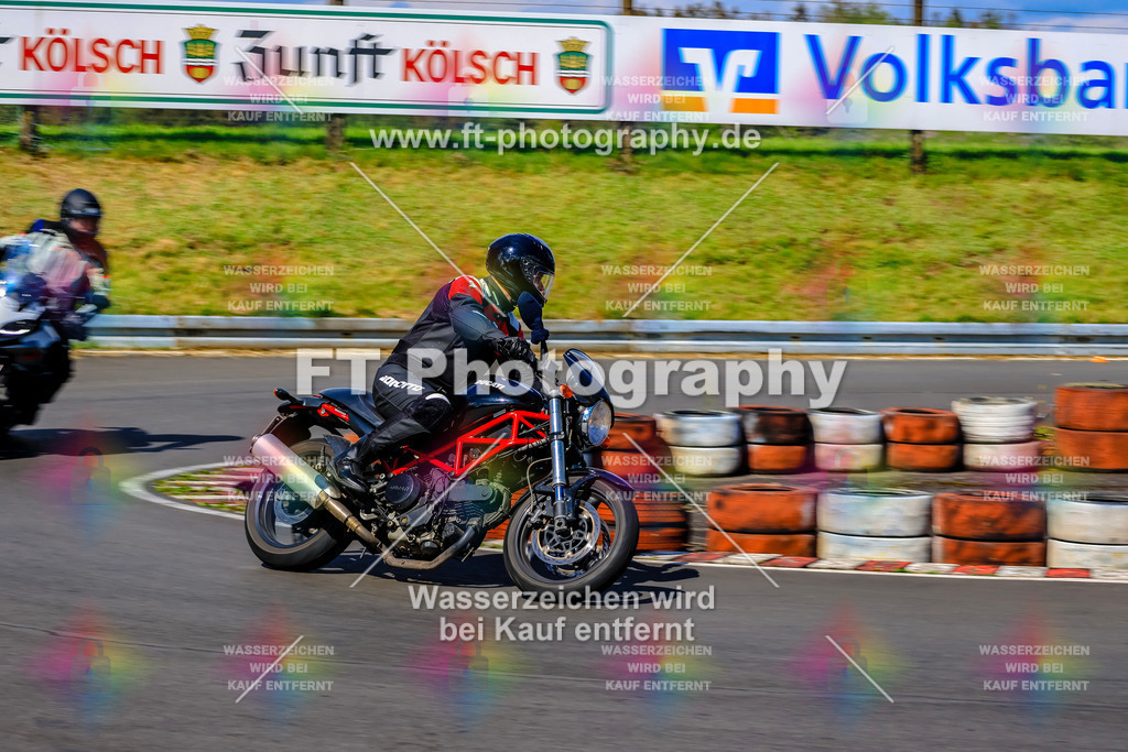 _OTO3783 | Hier findet Ihr Bilder von Touristenfahrten auf der Nürburgring Nordschleife oder von anderen Veranstaltungen die ich besucht habe. Viel Spass beim Durch Schauen 