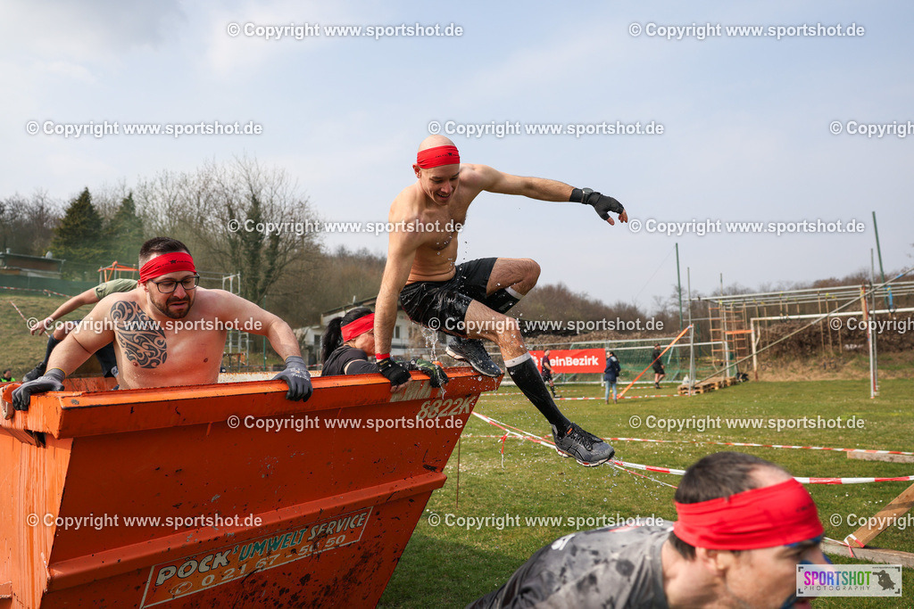 LUR_3536 | Celtic Warrior Dirth Run #celticwarriordirtrun #ocr #kidsrace #celtinis #sprint #wallhalla #dirtrun #donnerskirchen#celticwarriordirtruniscoming #celticwarrior #allout #battle #endurance #ultra #celticwarriorultra #yourpictrs #sportshot_your_pictrs