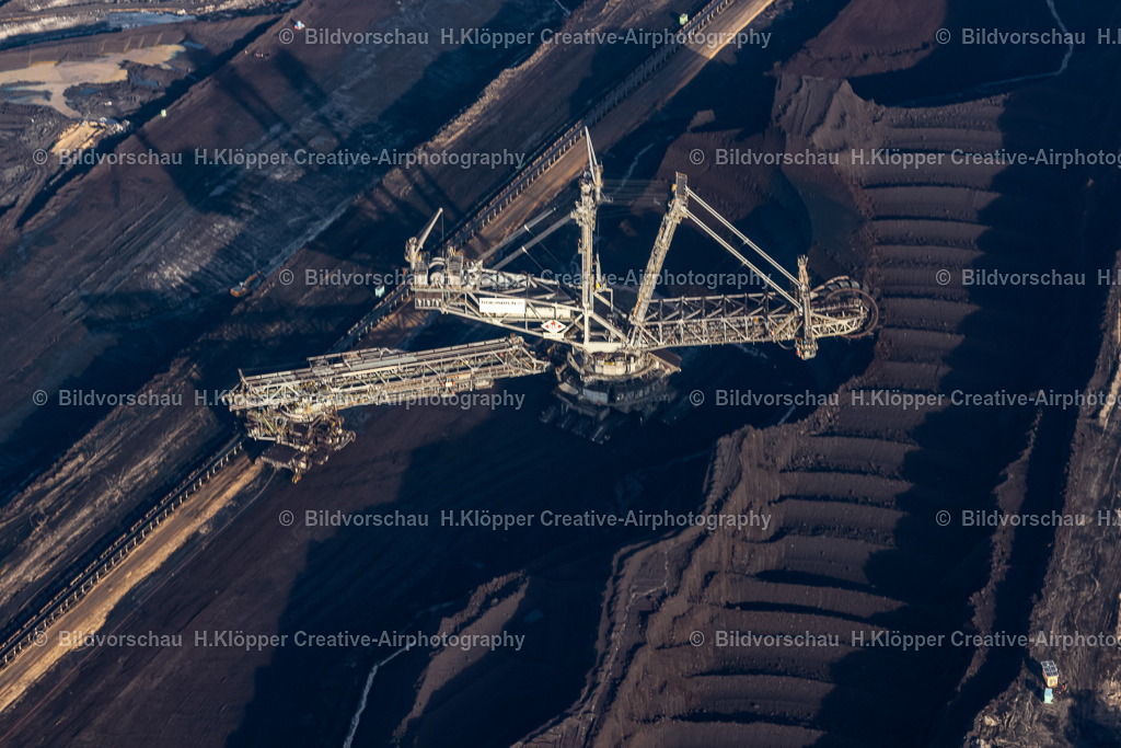 Luftbild-Niederzier-Tagebau Hambach-8255 | Luftbildfotografie Hermann Klöpper - Realized with Pictrs.com