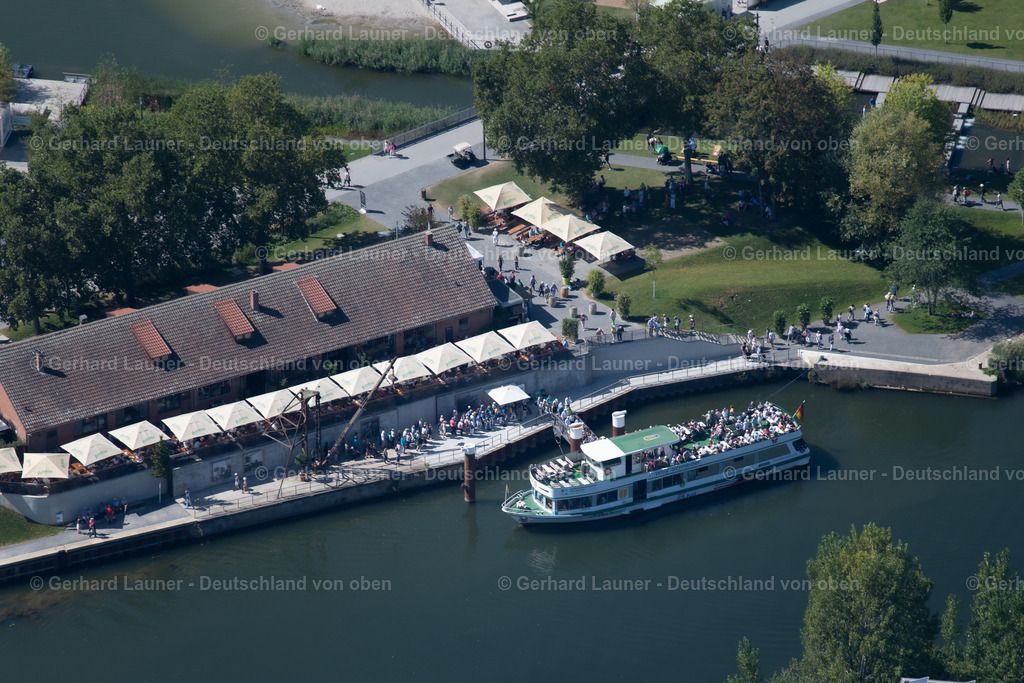 3902530 | Ausflugsschiff der Bundesgartenschau Heilbronn 2019 im Bundesland Baden-Württemberg