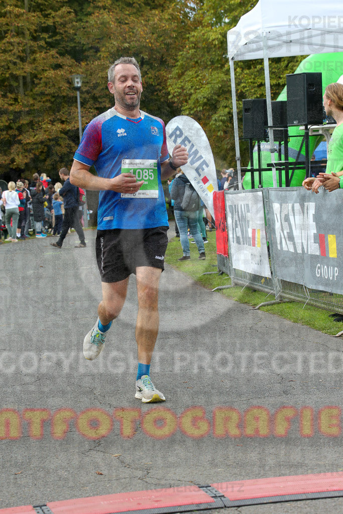 220925_1321_EX1_0576 | Sportfotografie im Rhein-Sieg Kreis, Köln, Bonn, NRW, Rheinland Pfalz, Hessen, etc. Unser Tätigkeitsfeld umfasst den Laufsport vom Volkslauf über den Marathon, Duathlon, Triathon bis zum Ultralauf wie Kölnpfad Ultra oder Schindertrail.