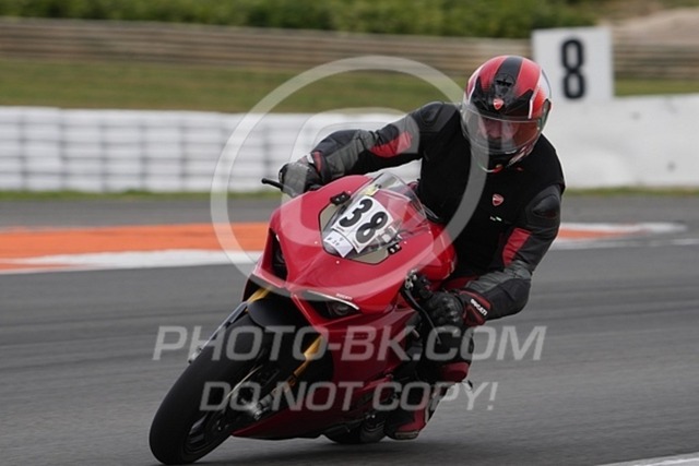 2024_03_26_PBK_13320 | Sportfotografie; SlowMotion; Video; Rennstrecke; Hafeneger; Speer; Racing; RSE; BMW; CBO; Trackday; Motorsportarena; Hockenheimring; Brno; Most; Barcelona; Valencia