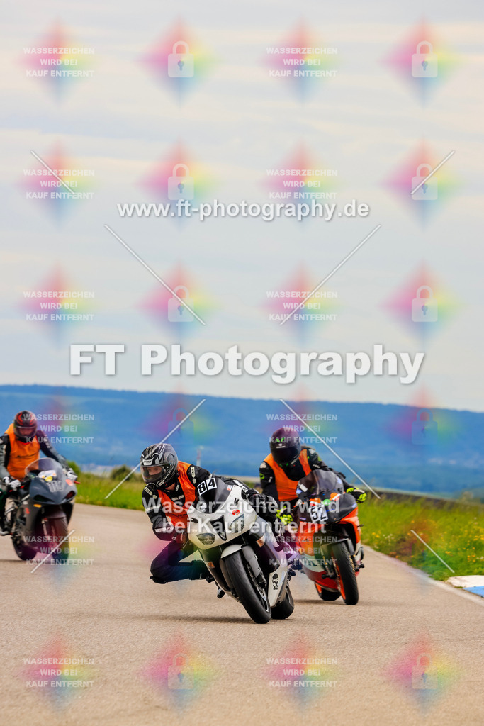 MotoTeam-2948 | Hier findet Ihr Bilder von Touristenfahrten auf der Nürburgring Nordschleife oder von anderen Veranstaltungen die ich besucht habe. Viel Spass beim Durch Schauen 