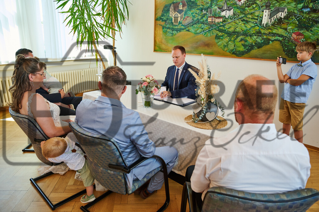 HuS_DSC2000 | Fotobox, Portraitfotografie, Hochzeitsfotografie, Bewerbungsfoto - Realisiert mit Pictrs.com