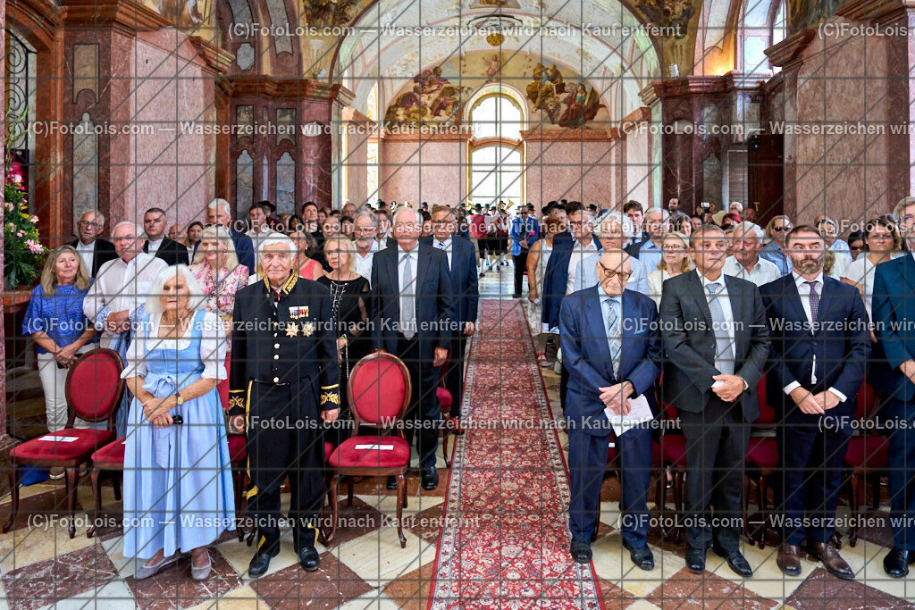 ALP8211_XXXX-Chopin-Festival_Eroeffnung_Bundeshymne | (C)FotoLois.com, Alois Spandl. XXXX. Chopin-Festival in der Kartause Gaming mit zahlreichen Ehrengästen und Eröffnujng durch LAbg. Anton Erber, Fr 16. August 2024.