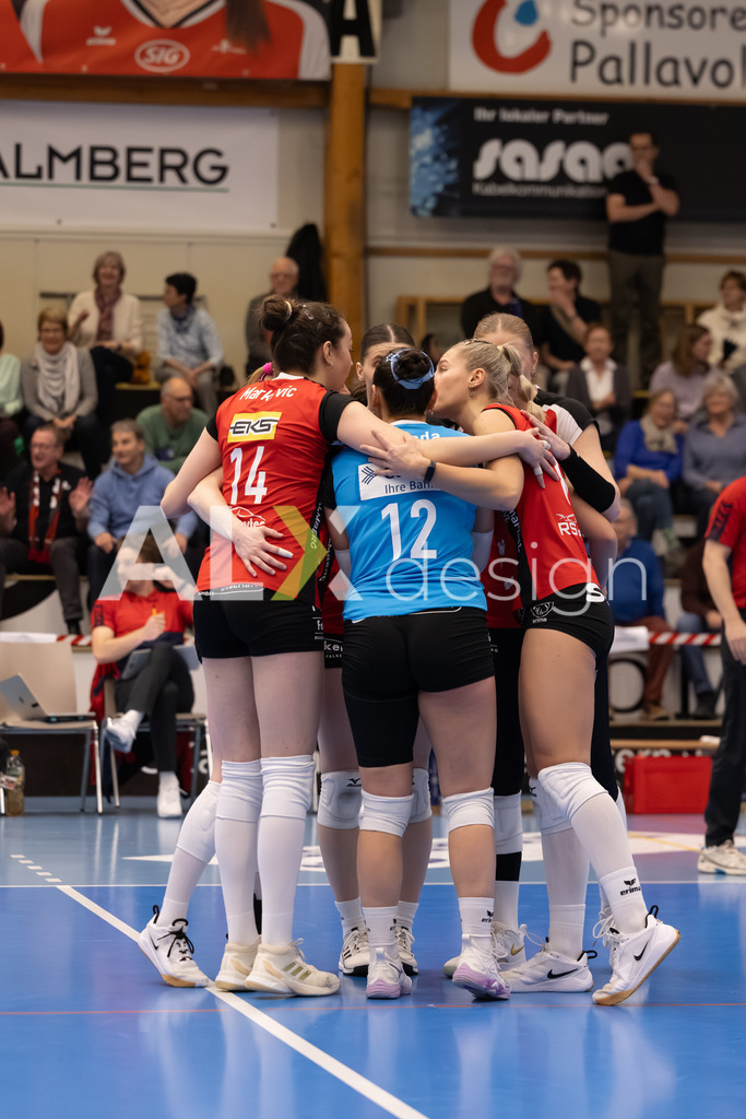 Volleyball I Frauen I Saison 2025-2026 I Volleyball NLA | Women I Round 16 I VC Kanti Schaffhausen - Viteos NUC I 31.01.2026 | VC Kanti Schaffhausen Spielerkreis - Realisiert mit Pictrs.com