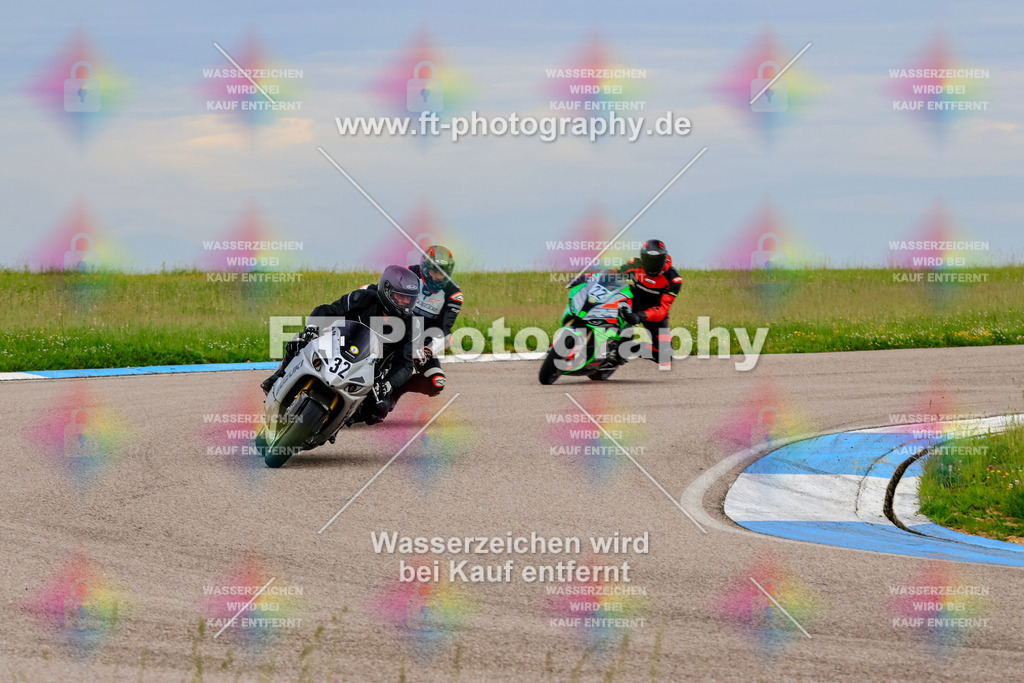 MotoTeam-1663 | Hier findet Ihr Bilder von Touristenfahrten auf der Nürburgring Nordschleife oder von anderen Veranstaltungen die ich besucht habe. Viel Spass beim Durch Schauen 