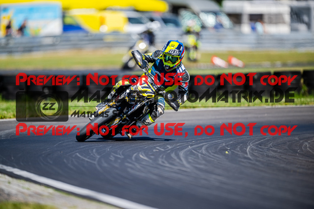 MaZZes_FotoMatrix_220702_242 | S1