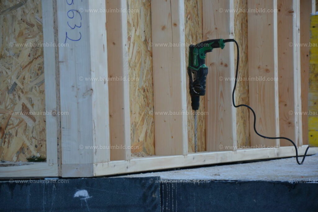 bib-lg09-holzbau-0072 | Nach LV-Leistungsgruppen sortierte Detailfotos über den Bau eines Hauses. Alle Hausbau-Bilder direkt vom Urheber und Autor der Website Haus-Selber-Bauen.com