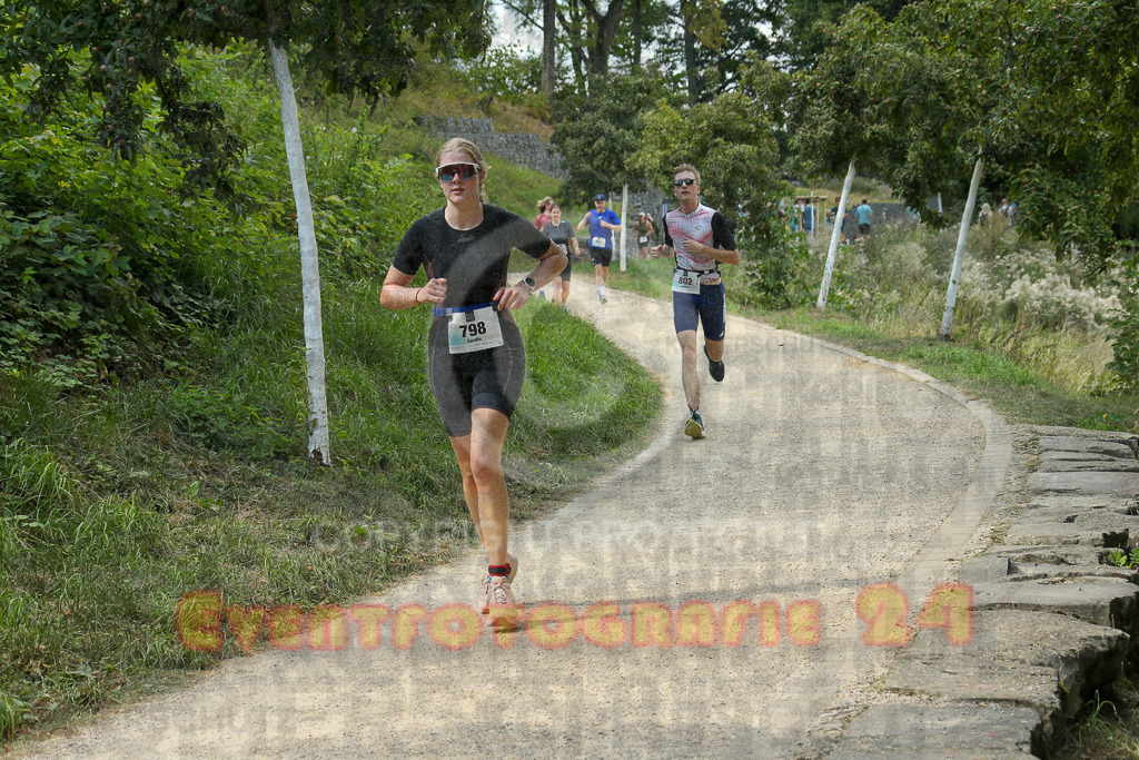 250824_1502_EX1_8338 | Sportfotografie im Rhein-Sieg Kreis, Köln, Bonn, NRW, Rheinland Pfalz, Hessen, etc. Unser Tätigkeitsfeld umfasst den Laufsport vom Volkslauf über den Marathon, Duathlon, Triathon bis zum Ultralauf wie Kölnpfad Ultra oder Schindertrail.
